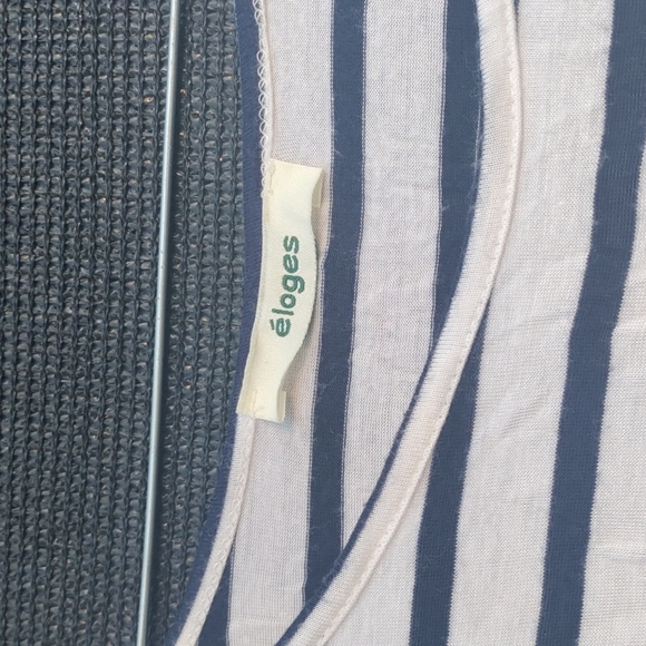 Cute sailor- type top... - Picture 4 of 4